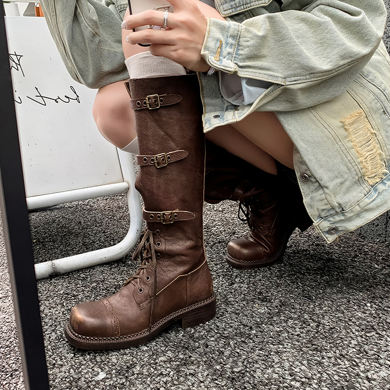 Arden Furtado Women's Genuine  - Leather Classic Strap のレビューと価格