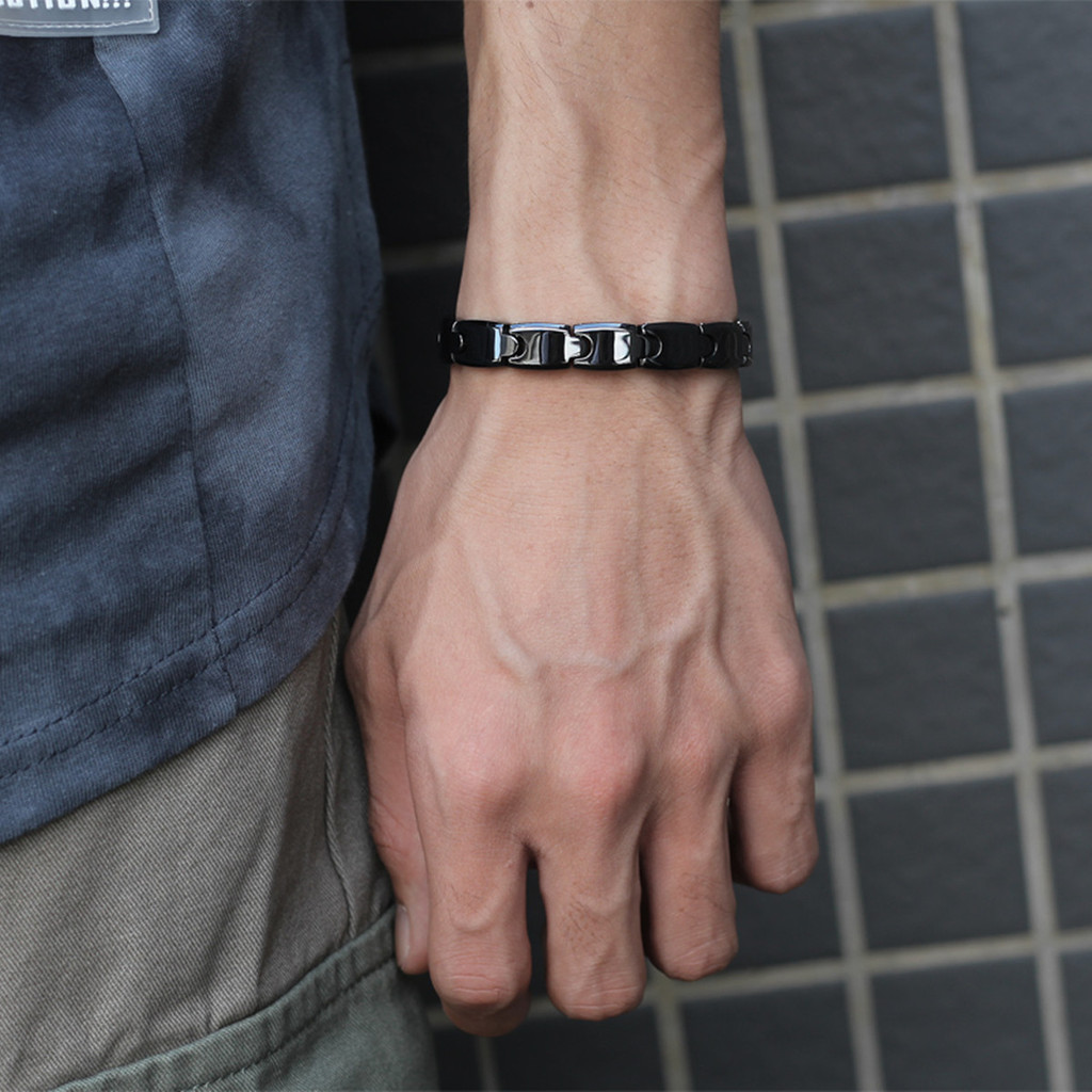 Aradoo Premium Ceramic Hematit - Ceramic Link Bracelet のレビューと価格