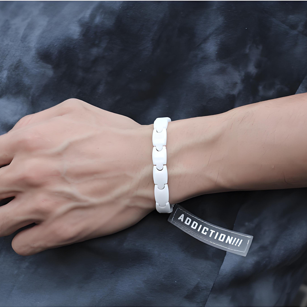 Aradoo Premium Ceramic Hematit - Ceramic Link Bracelet のレビューと価格