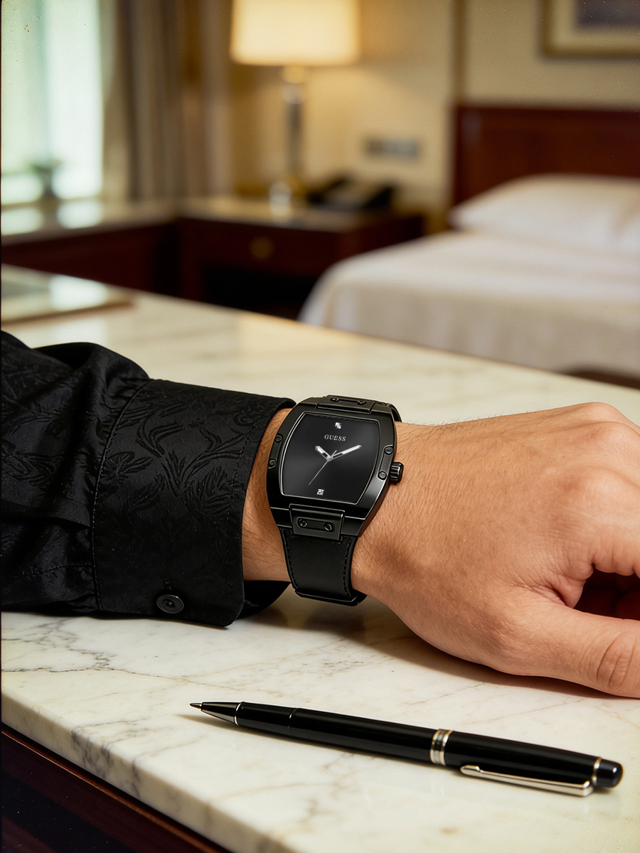 GUESS  GW0386G1 Mens Watches T - Smartwatch Guess のレビューと価格