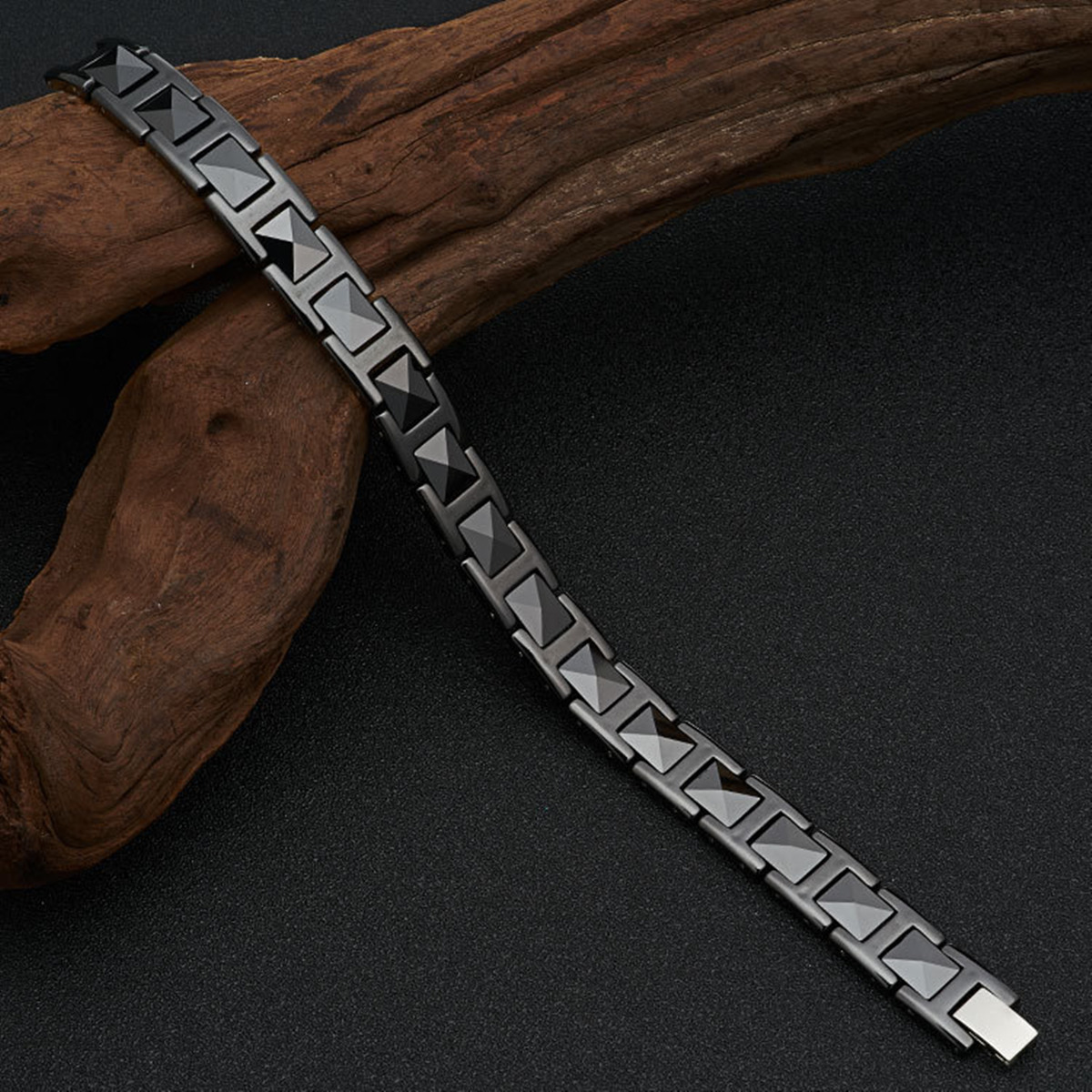 ARADOO Premium Ceramic Bracele - Ceramic Link Bracelet のレビューと価格