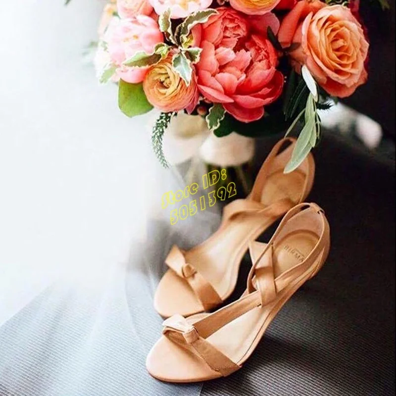 Leather Knot Stiletto High Hee - Leather Classic Strap のレビューと価格