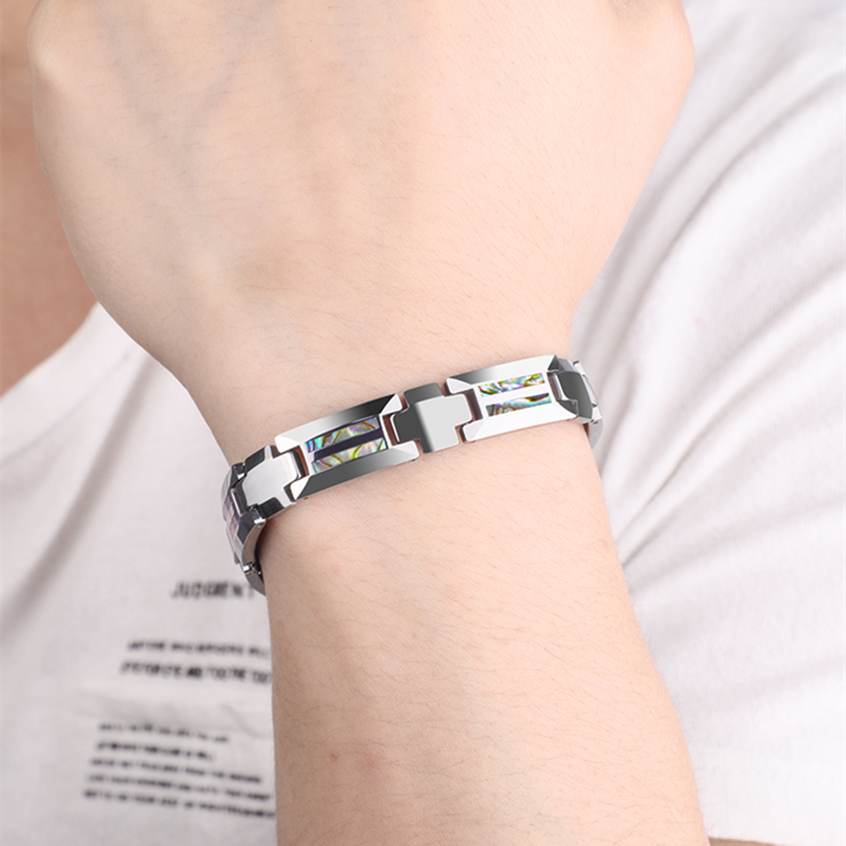 Abalone Shell Tungsten Steel B - Ceramic Link Bracelet のレビューと価格