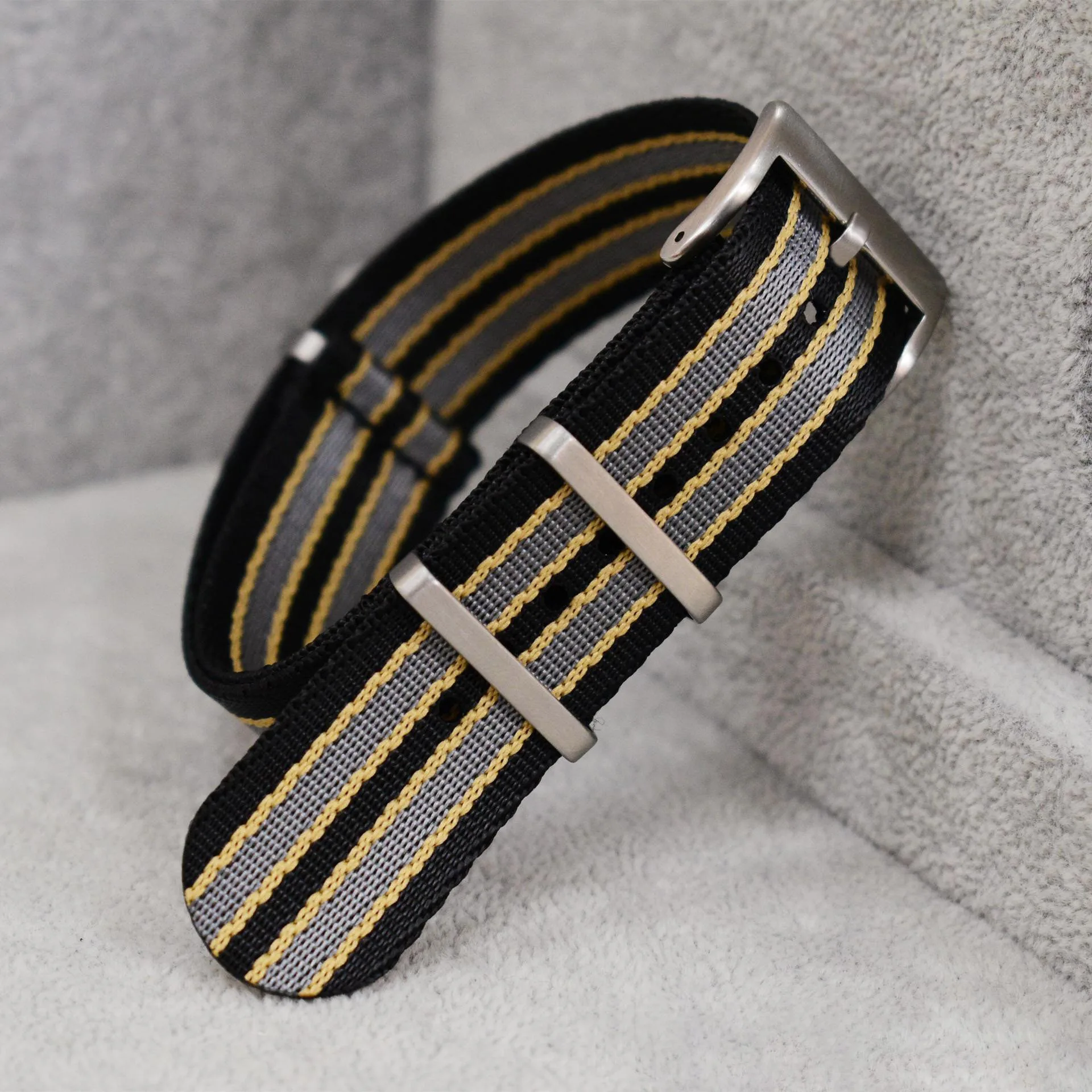20mm Nylon Watch Strap for Ome - Nylon Nato Strap のレビューと価格