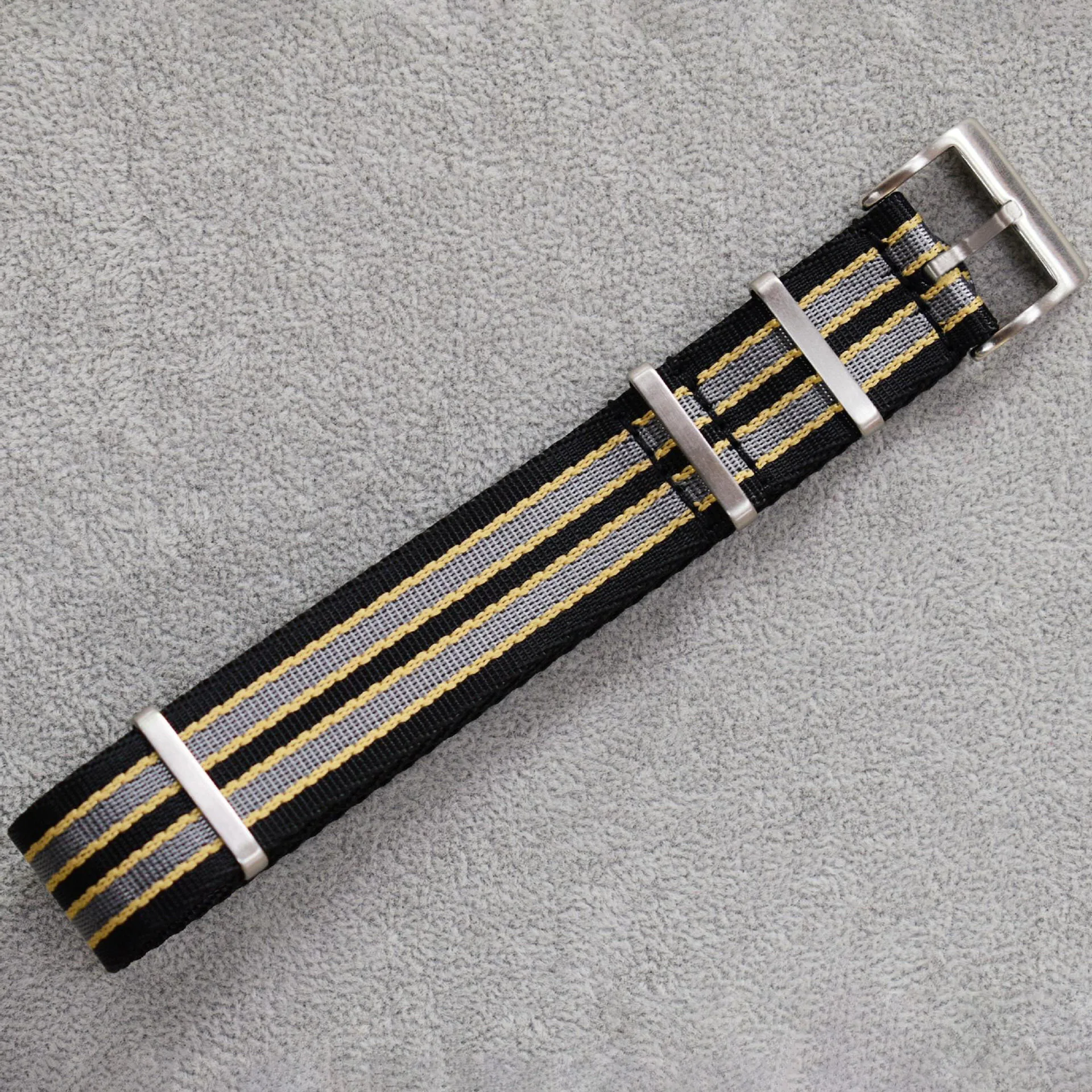 20mm Nylon Watch Strap for Ome - Nylon Nato Strap のレビューと価格